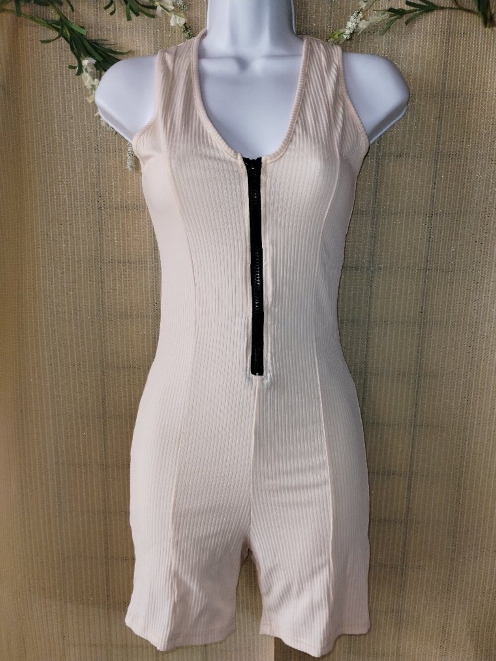 "Fun-in-the-Sun" Zip-up Short Jumper"
